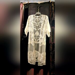 Elegant White Lace Kimono